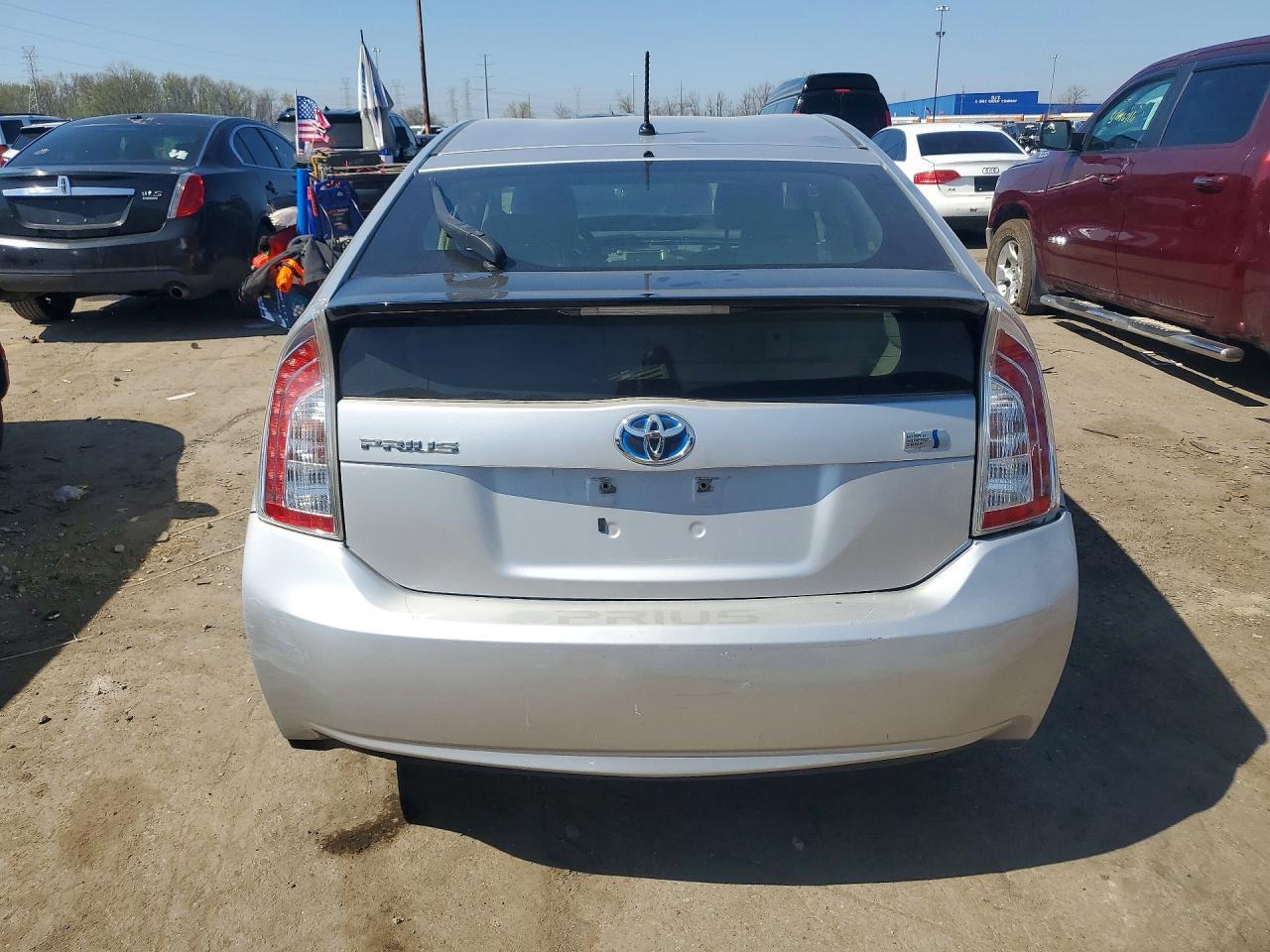 2013 TOYOTA PRIUS