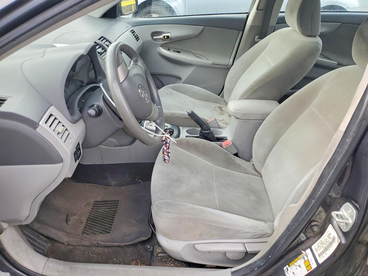 2010 TOYOTA COROLLA