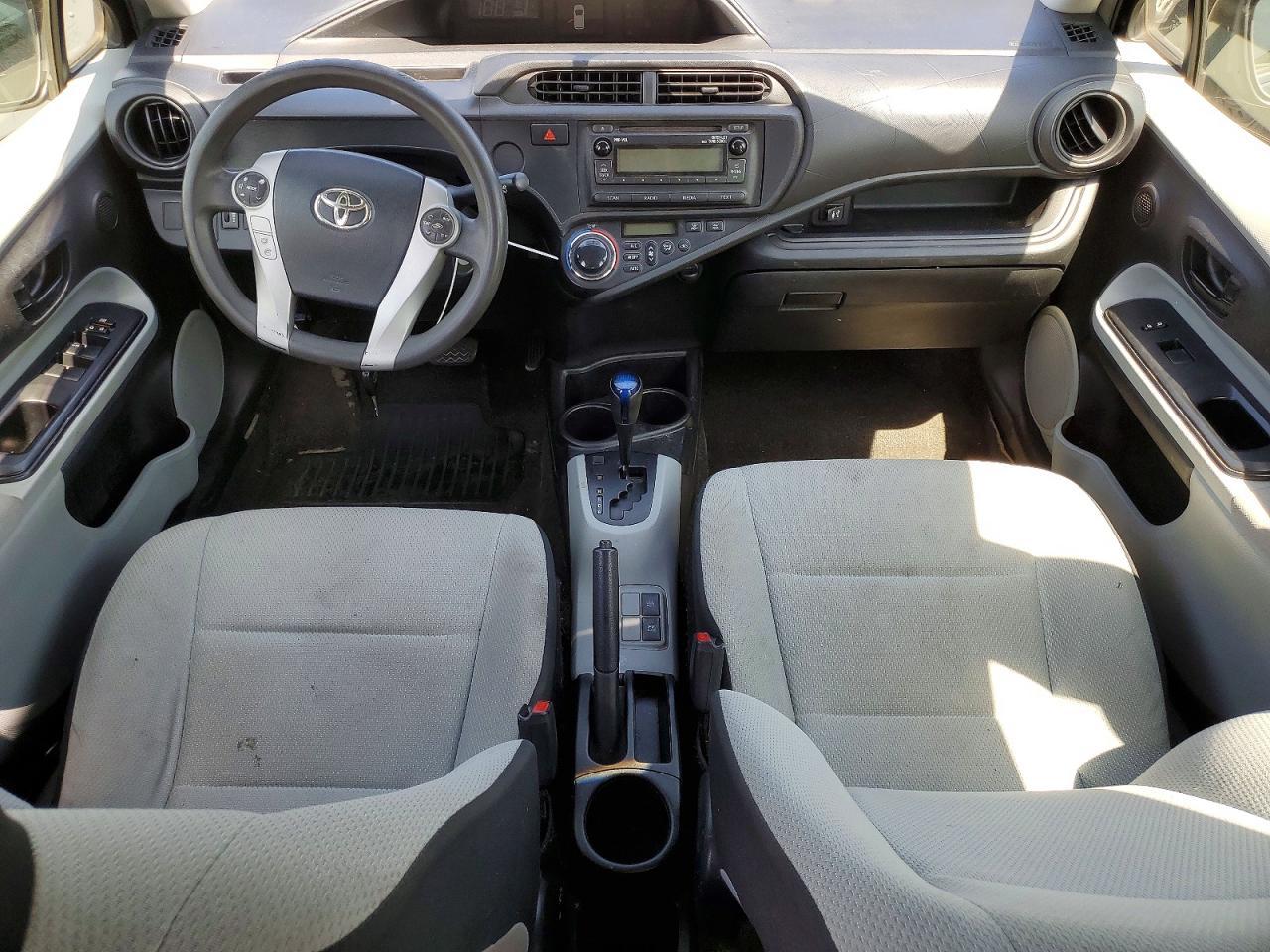 2012 TOYOTA Prius c