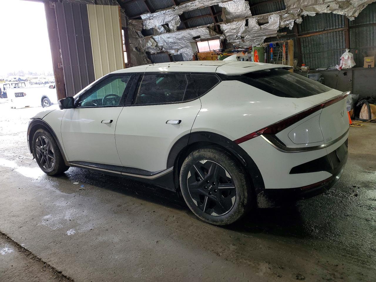 2025 KIA EV6