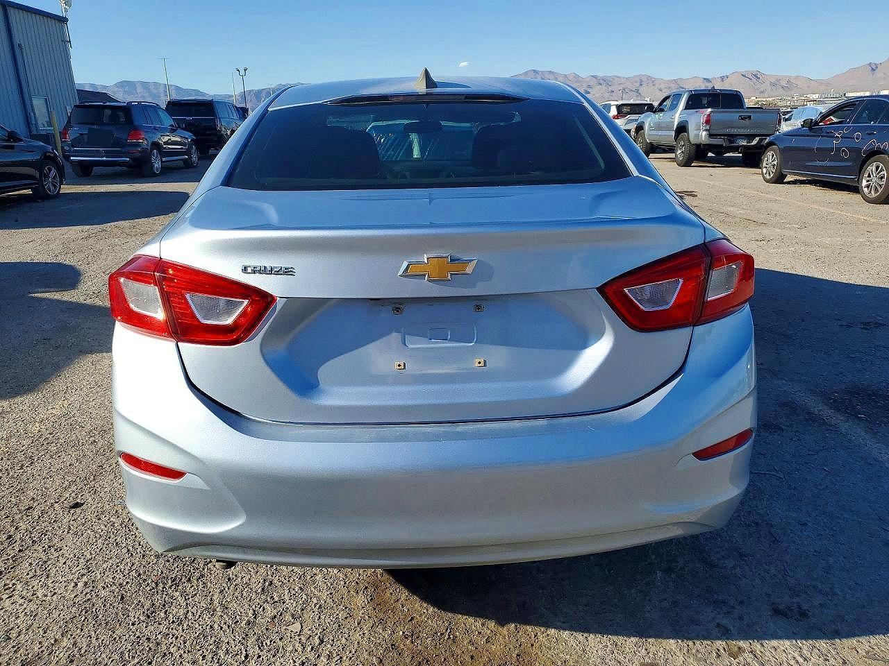2018 CHEVROLET CRUZE