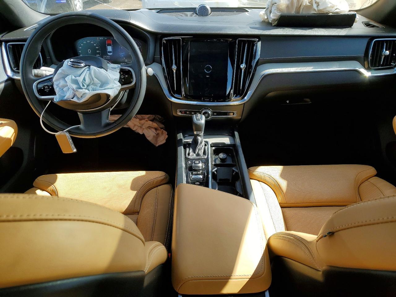 2020 VOLVO S60