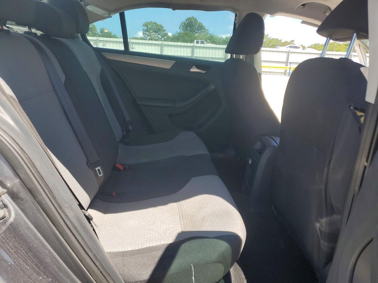 2017 VOLKSWAGEN JETTA