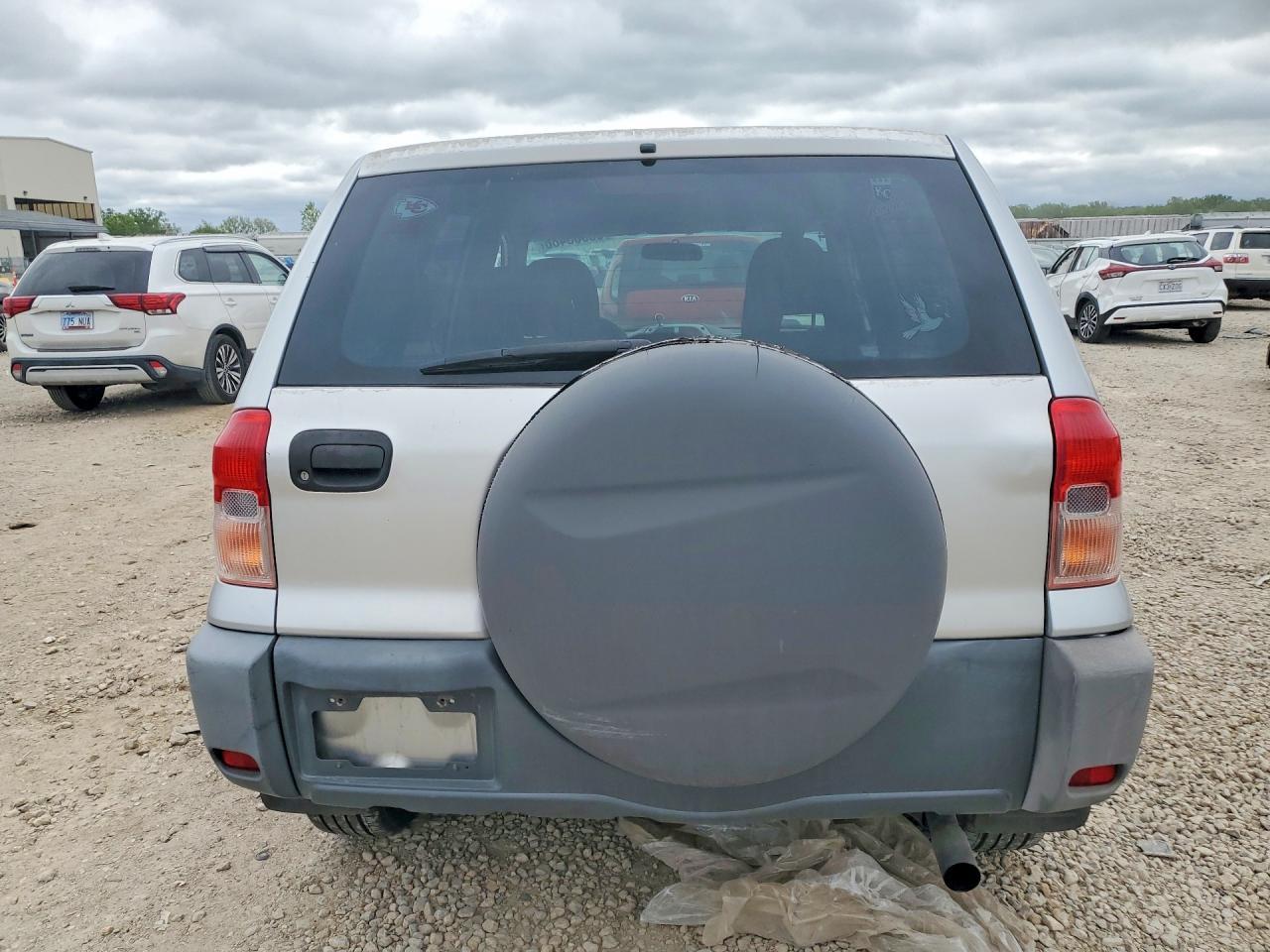 2001 TOYOTA RAV4