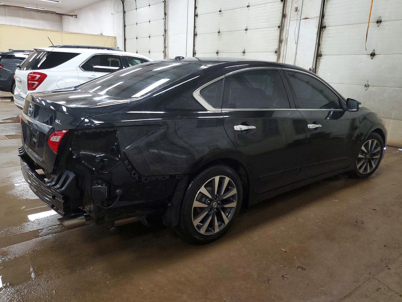 2017 NISSAN ALTIMA