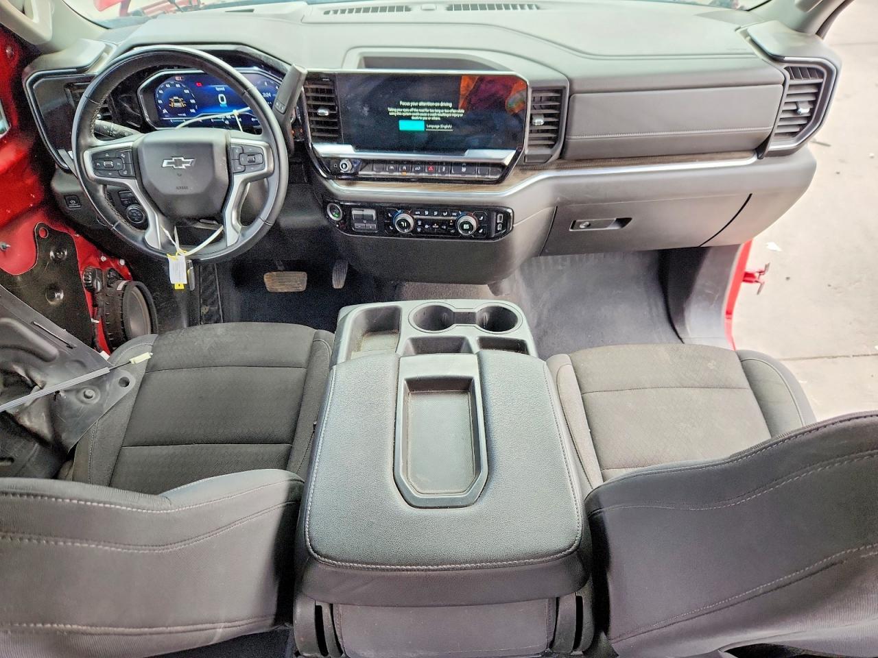 2024 CHEVROLET Silverado