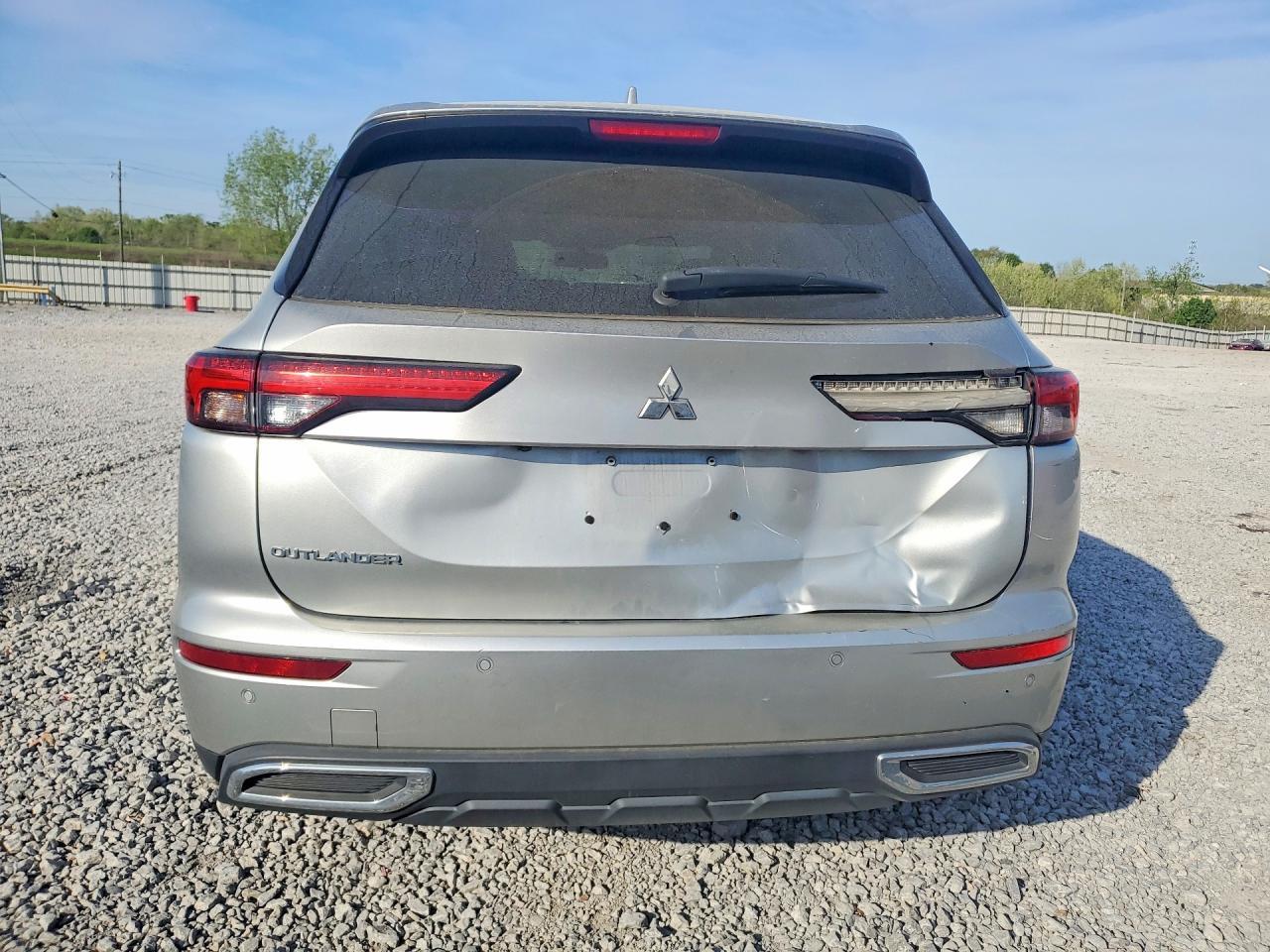 2022 MITSUBISHI outlander