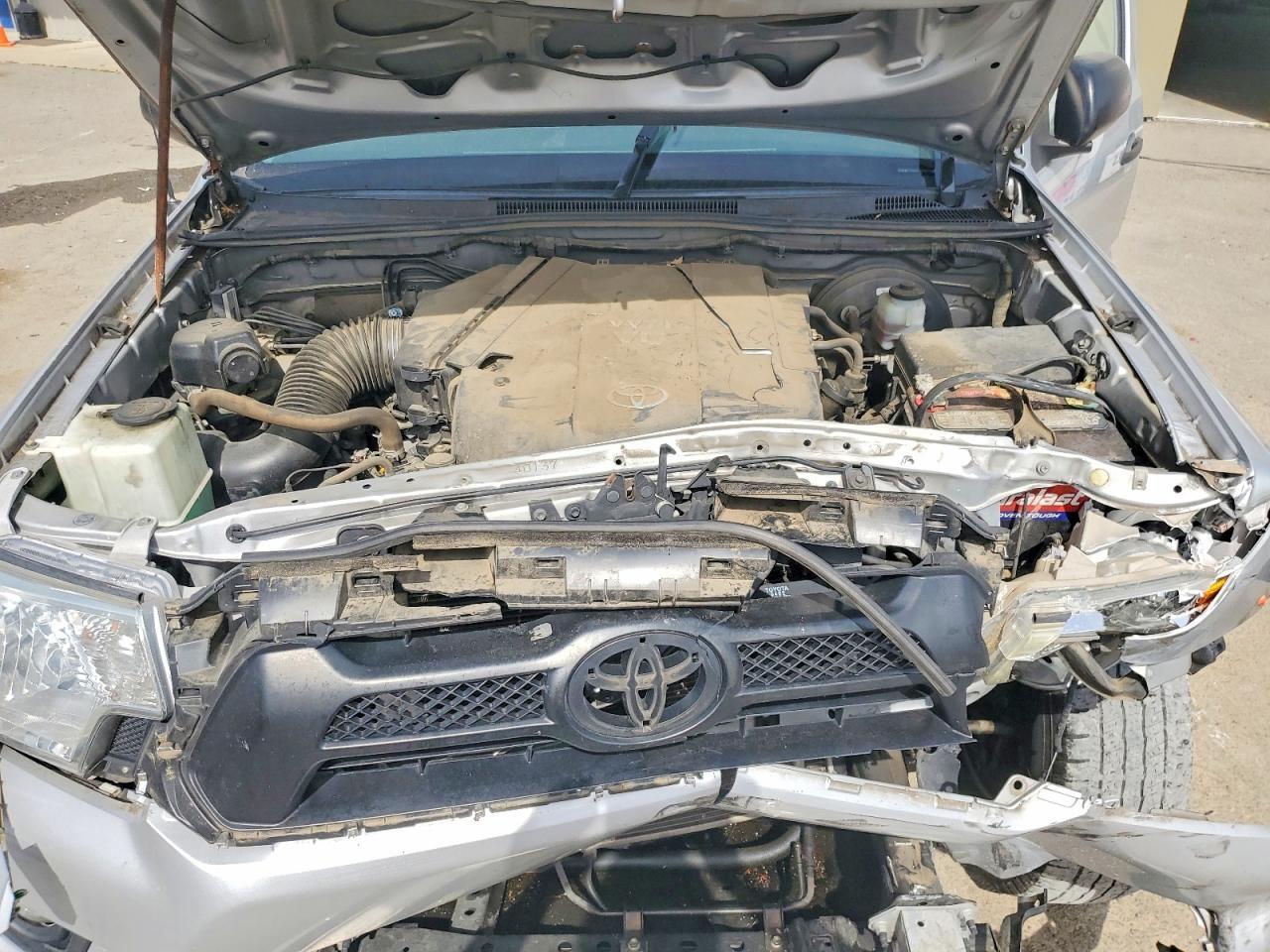 2012 TOYOTA TACOMA