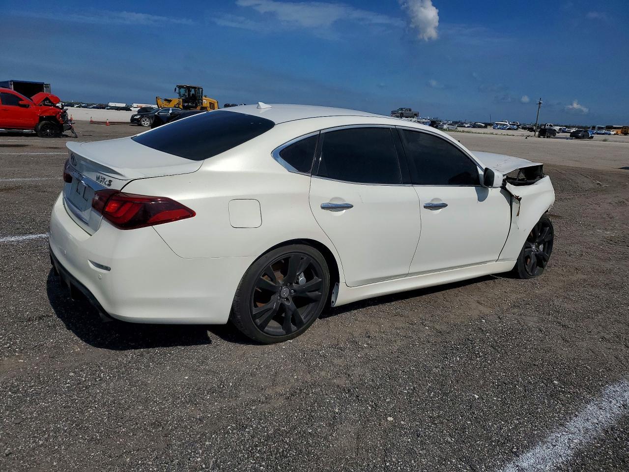 2013 INFINITI M37
