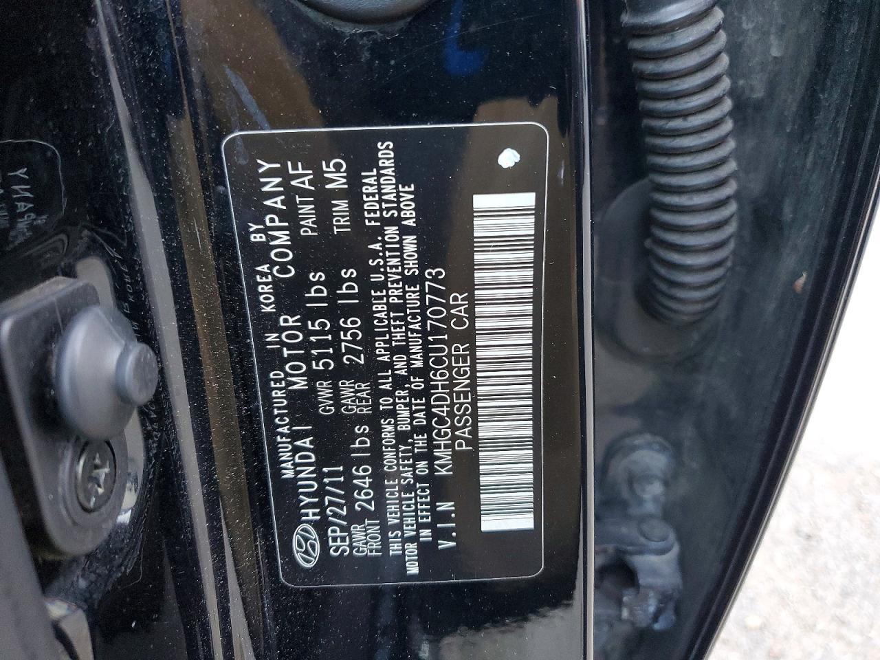 2012 HYUNDAI GENESIS