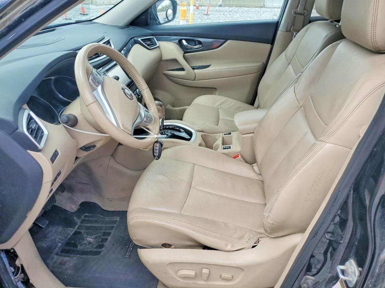 2015 NISSAN ROGUE