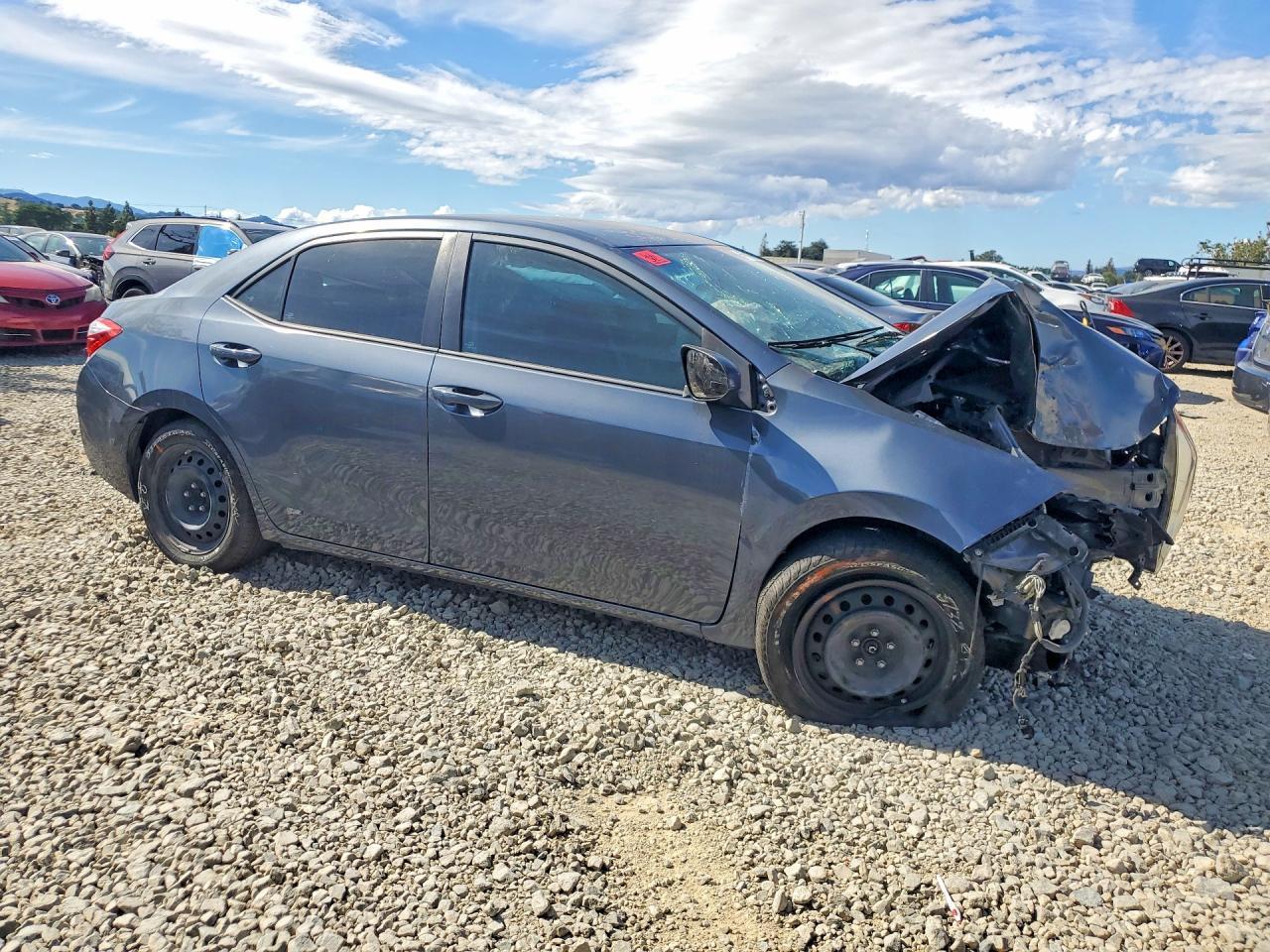 2015 TOYOTA COROLLA