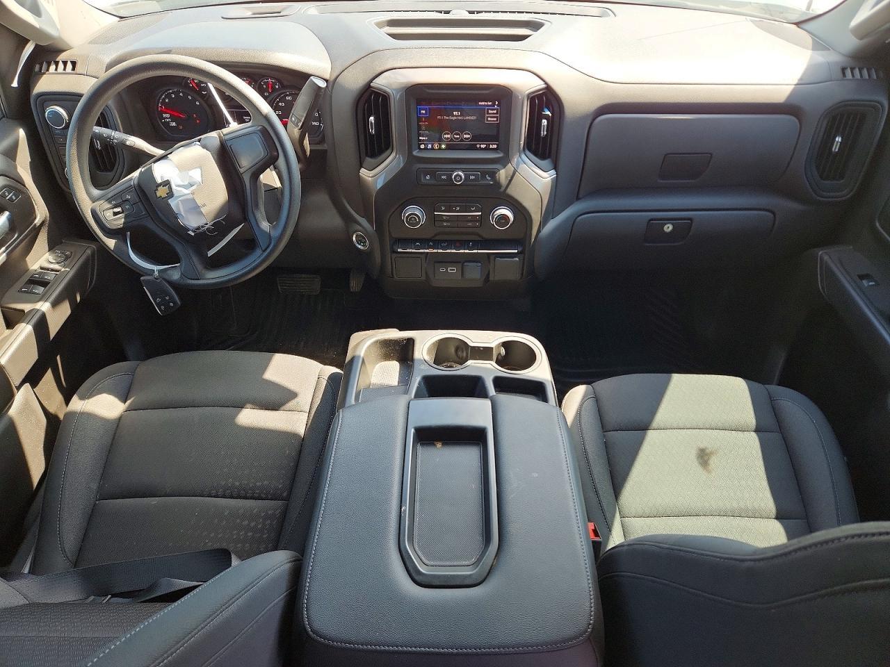2025 CHEVROLET Silverado