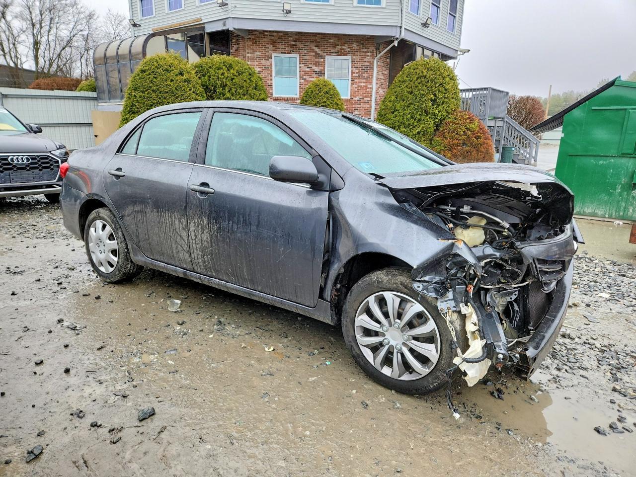 2013 TOYOTA COROLLA