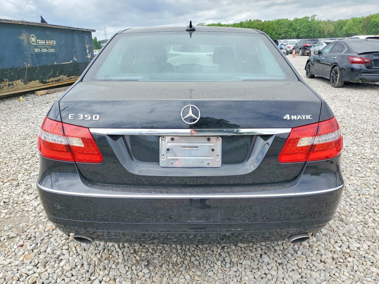 2011 MERCEDES-BENZ E-Class