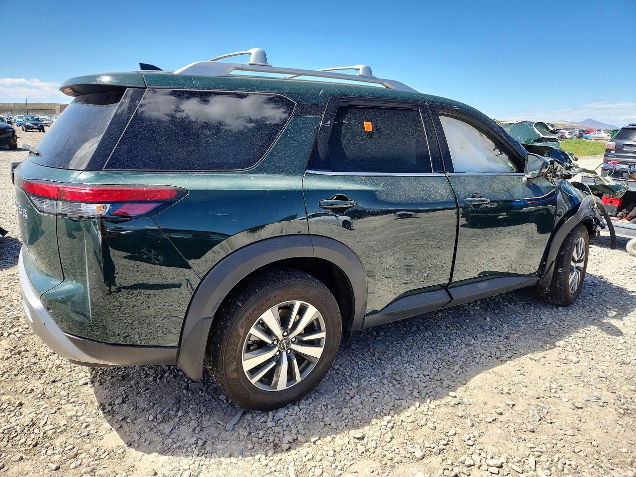 2024 NISSAN PATHFINDER