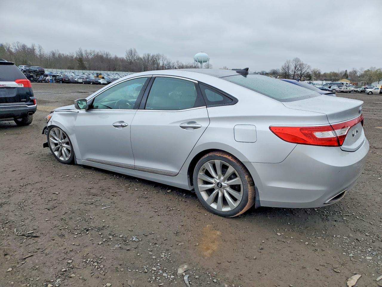 2014 HYUNDAI Azera