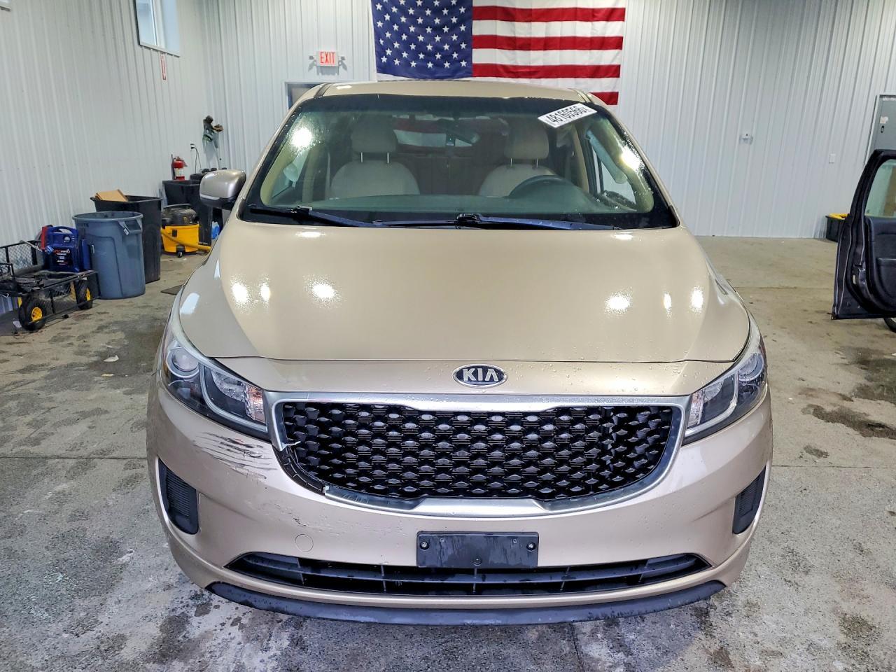 2017 KIA SEDONA