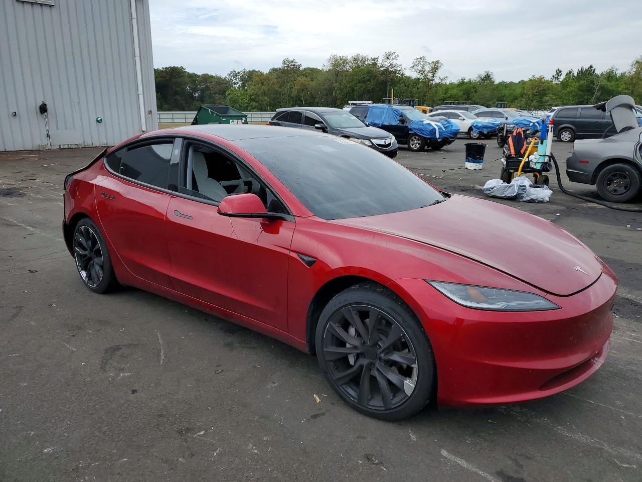 2025 TESLA MODEL 3