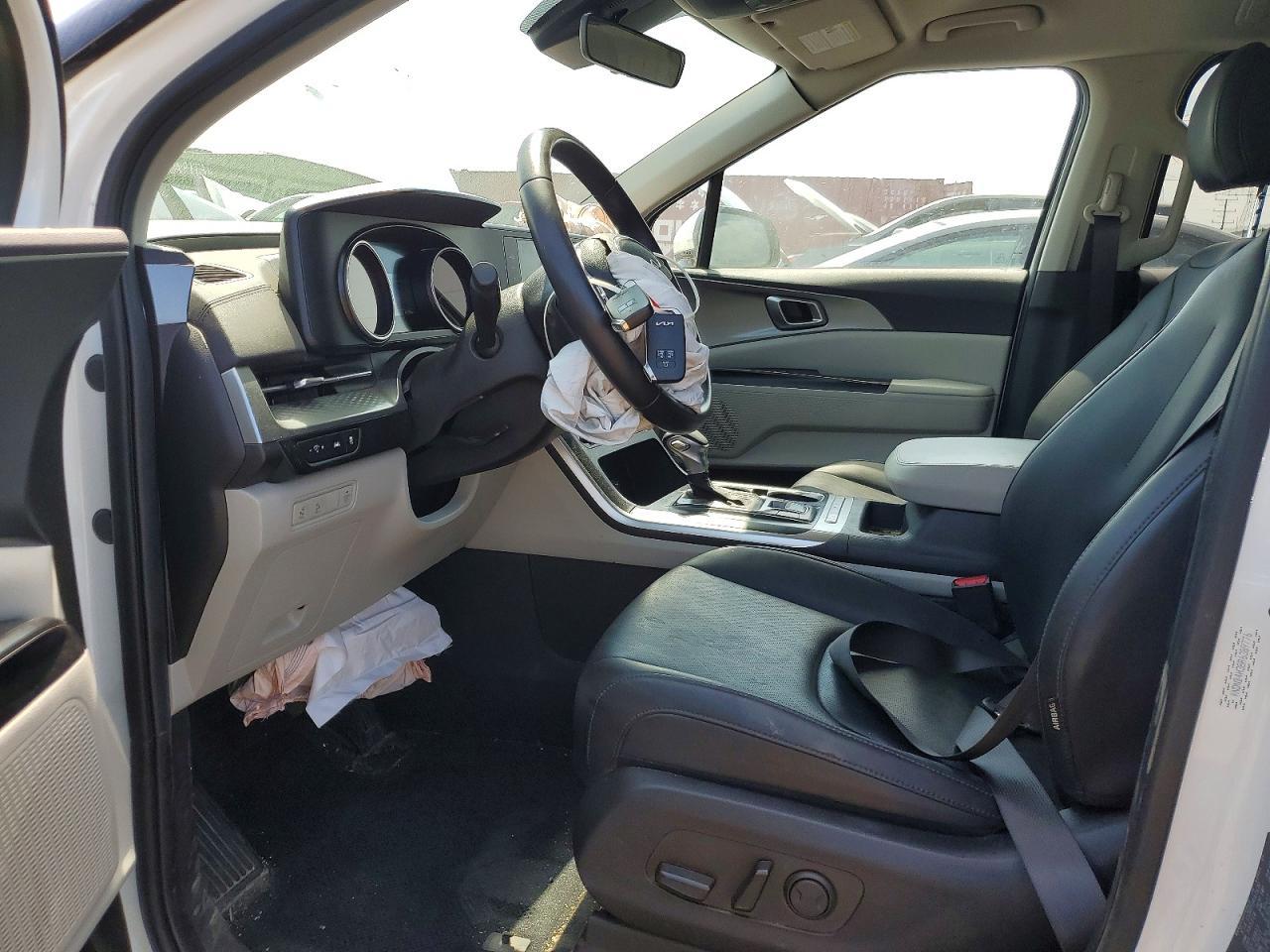 2024 KIA Carnival