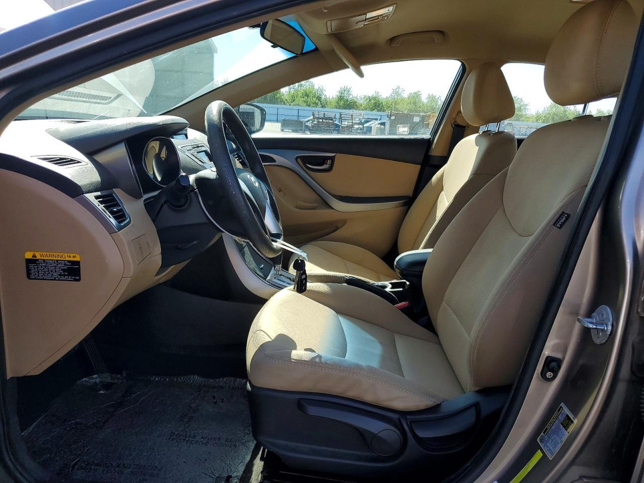 2011 HYUNDAI ELANTRA