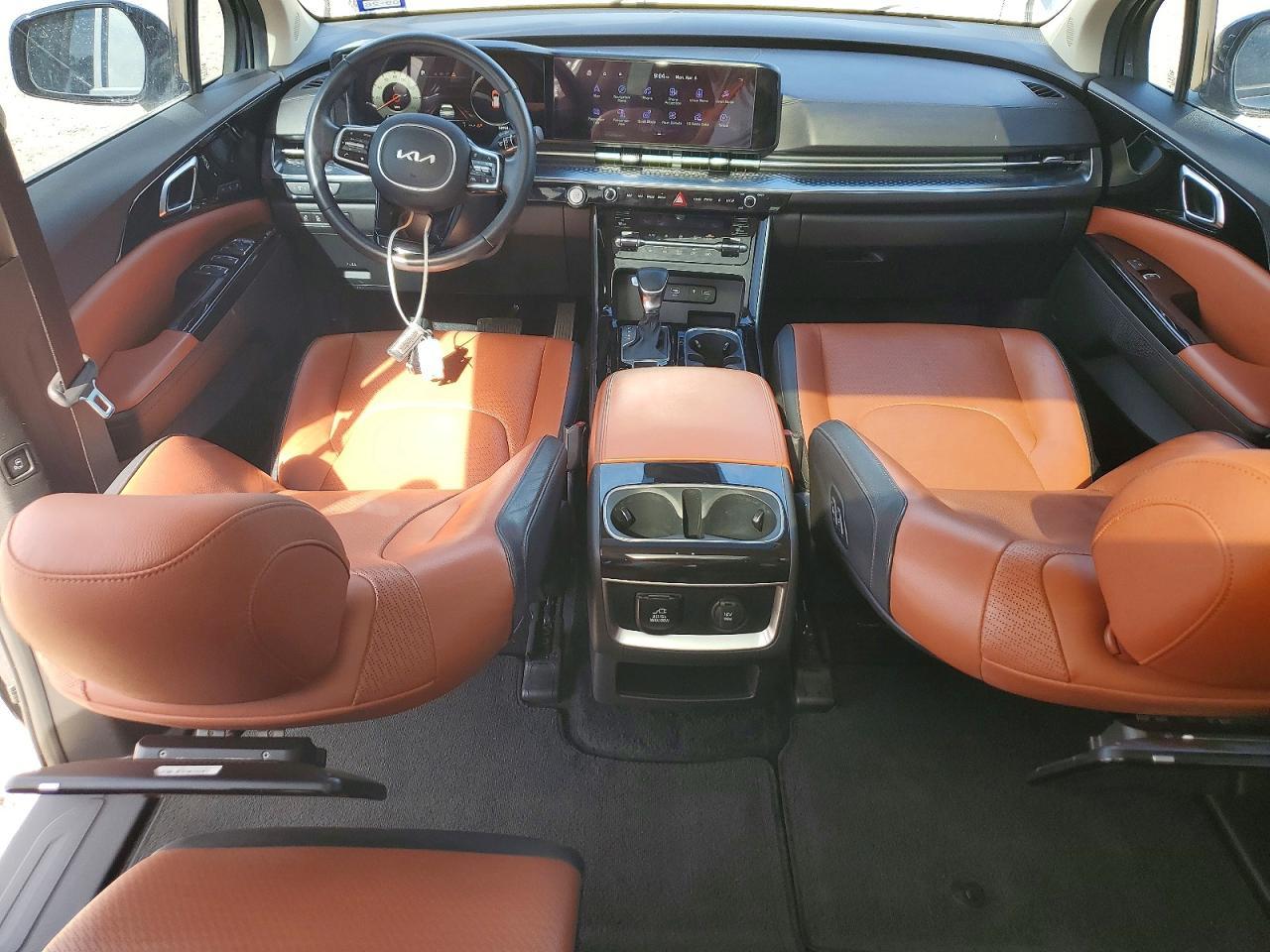 2022 KIA Carnival