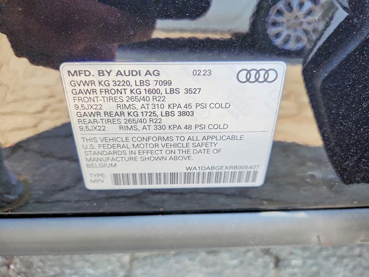 2024 AUDI Q8