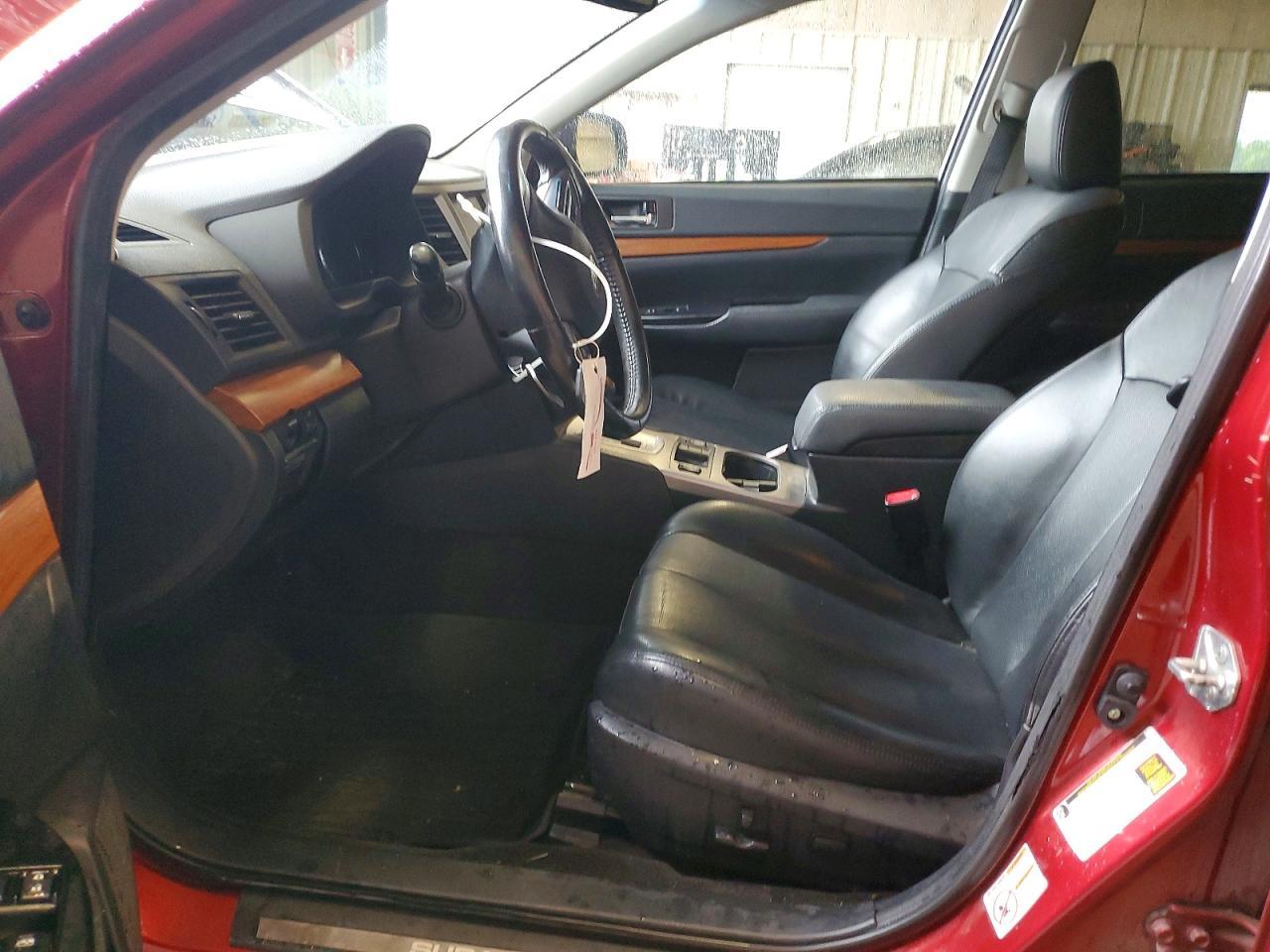 2013 SUBARU Outback