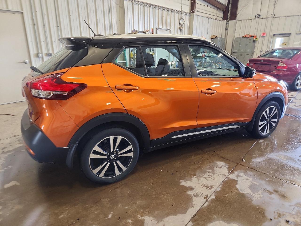 2018 NISSAN KICKS