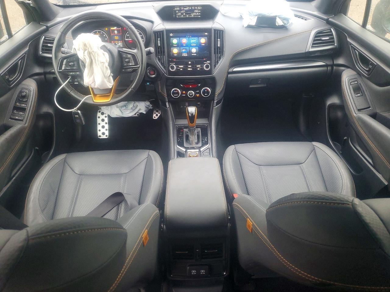 2023 SUBARU FORESTER