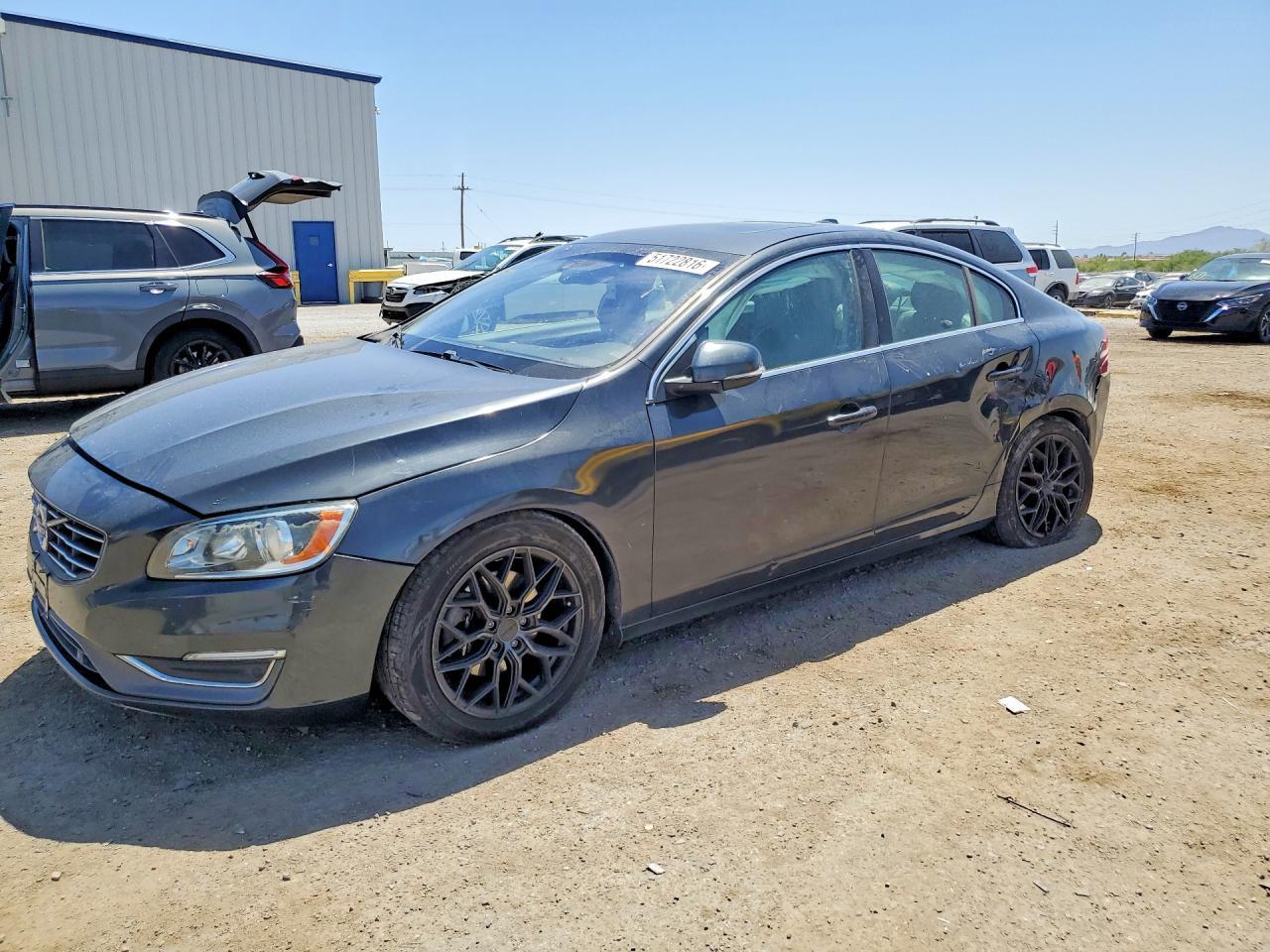 2015 VOLVO S60