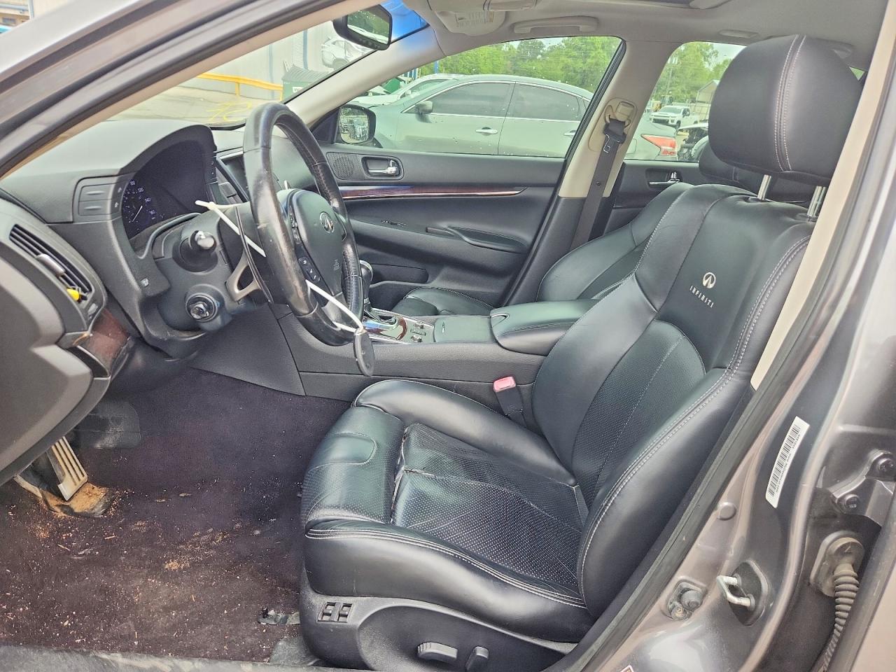 2012 INFINITI G37