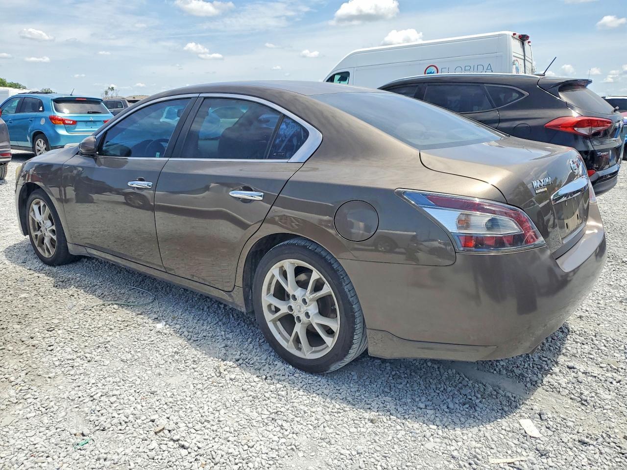 2013 NISSAN Maxima