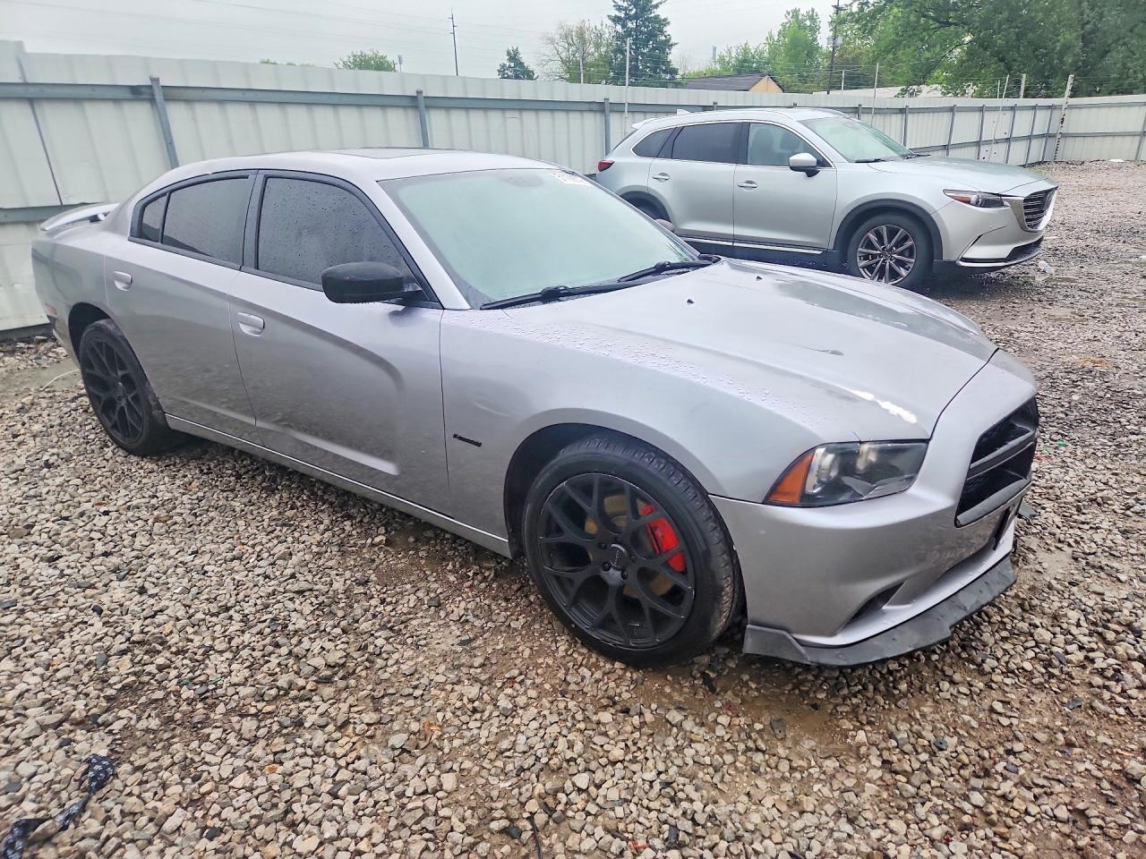 2013 DODGE CHARGER