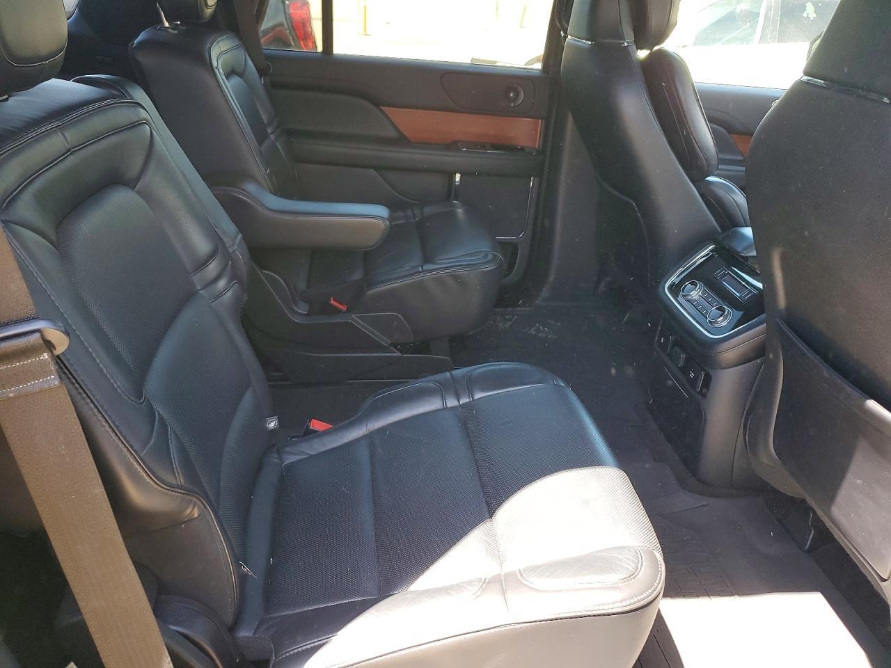 2019 LINCOLN Navigator