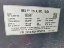 2024 TESLA Cybertruck