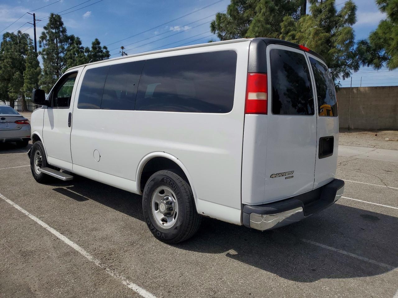 2012 CHEVROLET EXPRESS 2500