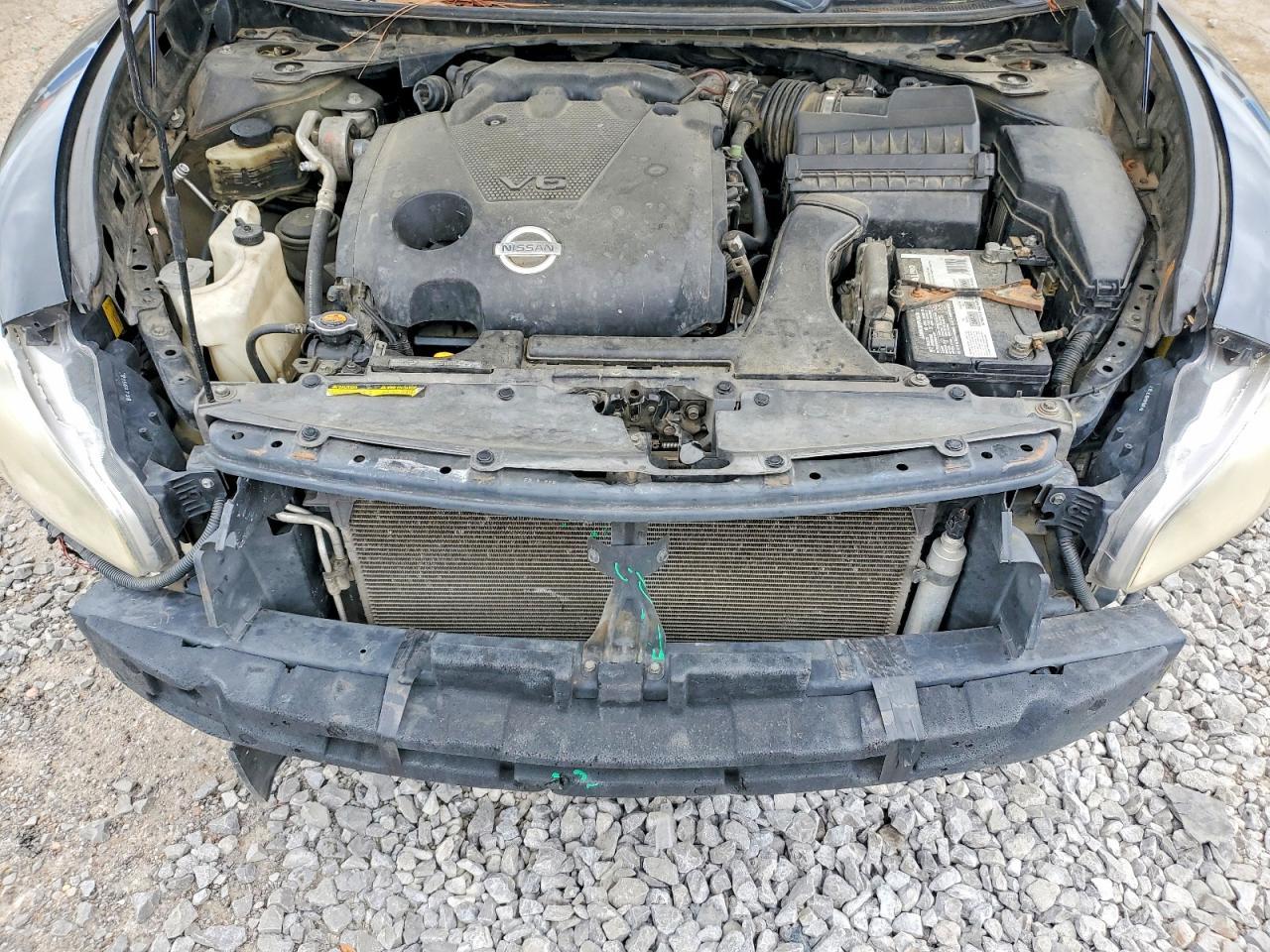 2010 NISSAN Maxima