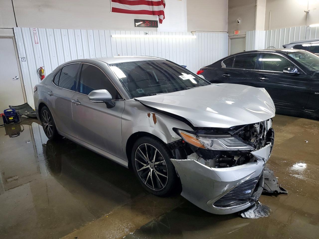 2023 TOYOTA CAMRY