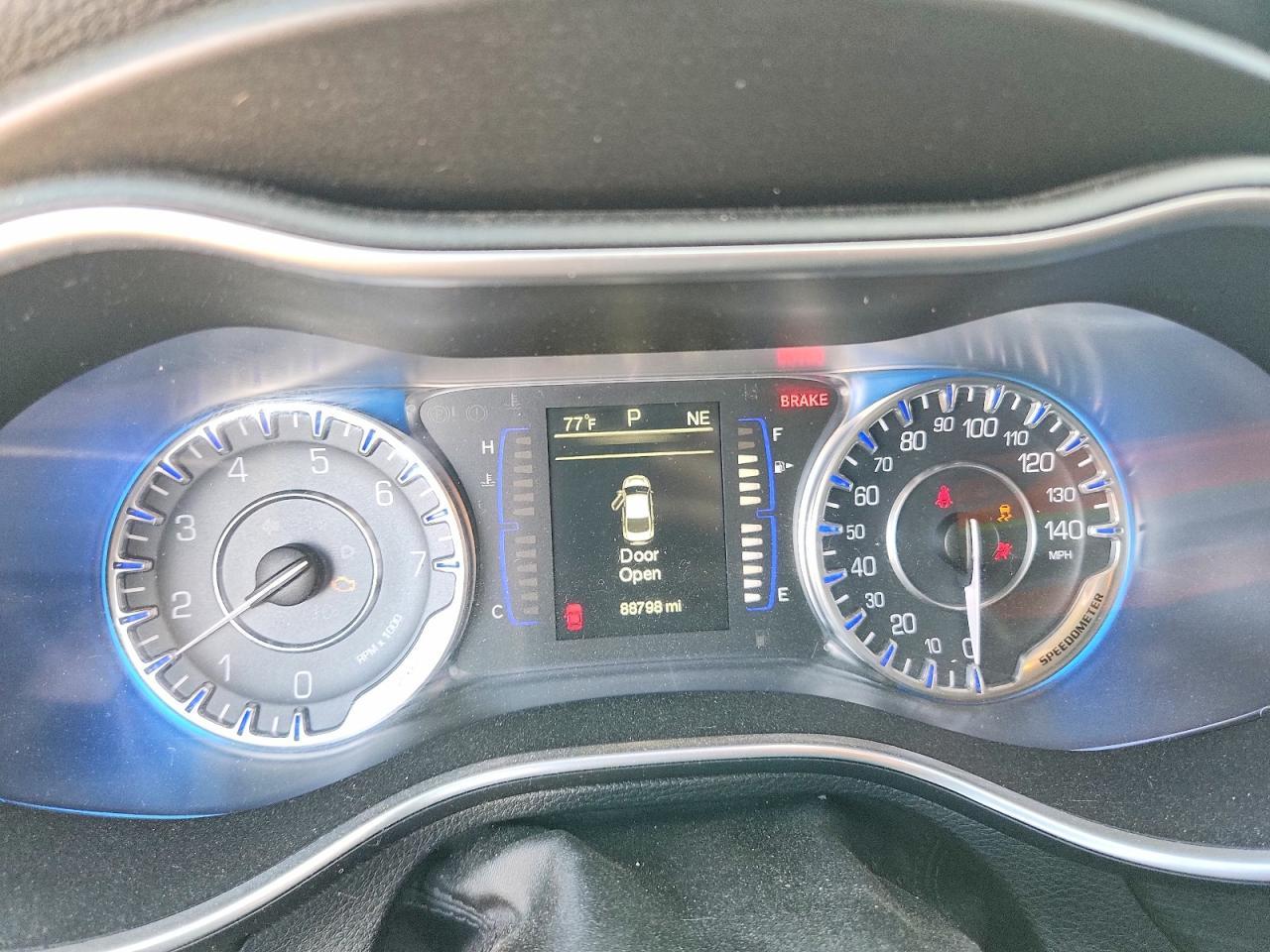 2015 CHRYSLER 200