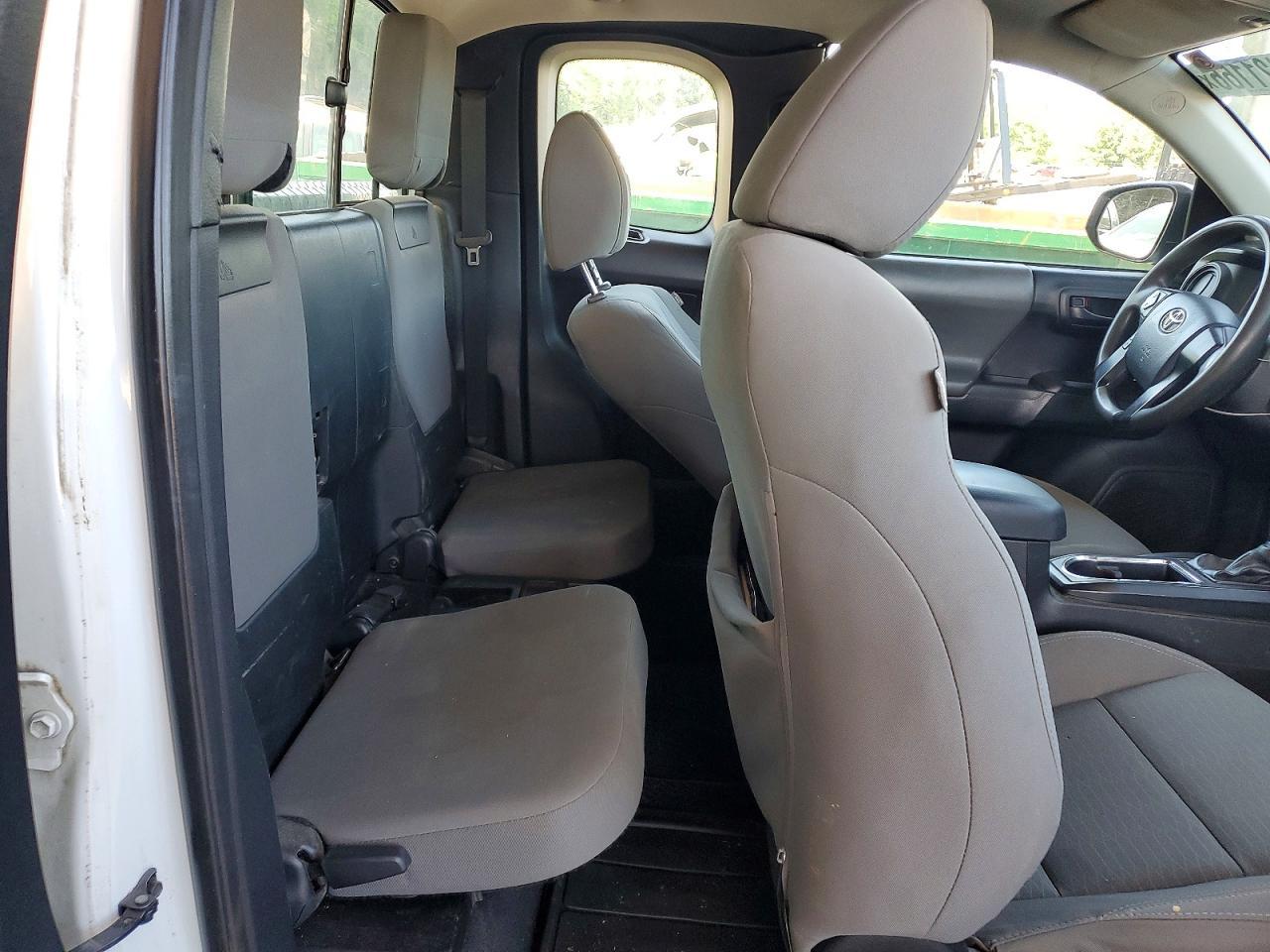 2016 TOYOTA TACOMA