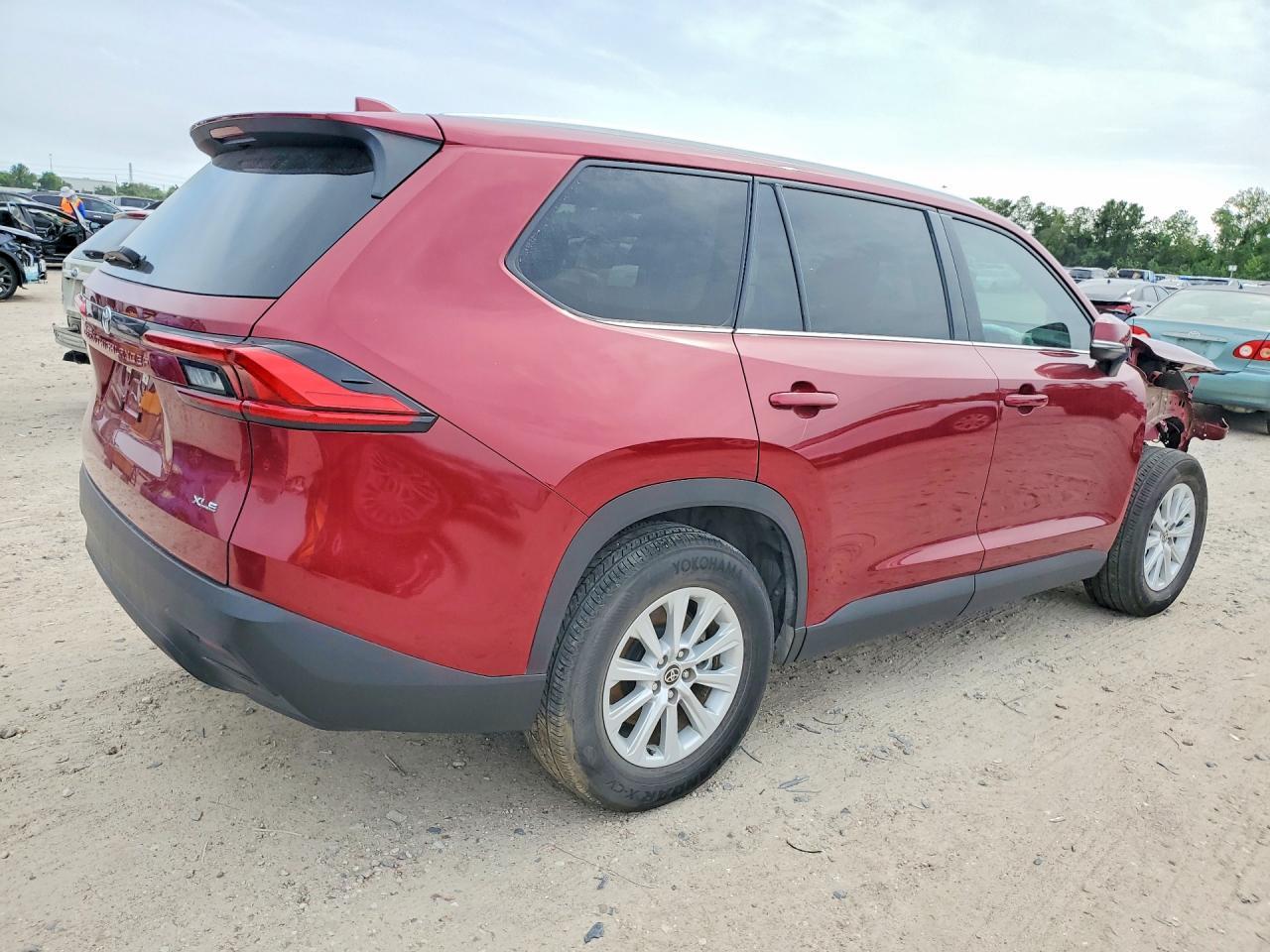 2024 TOYOTA HIGHLANDER