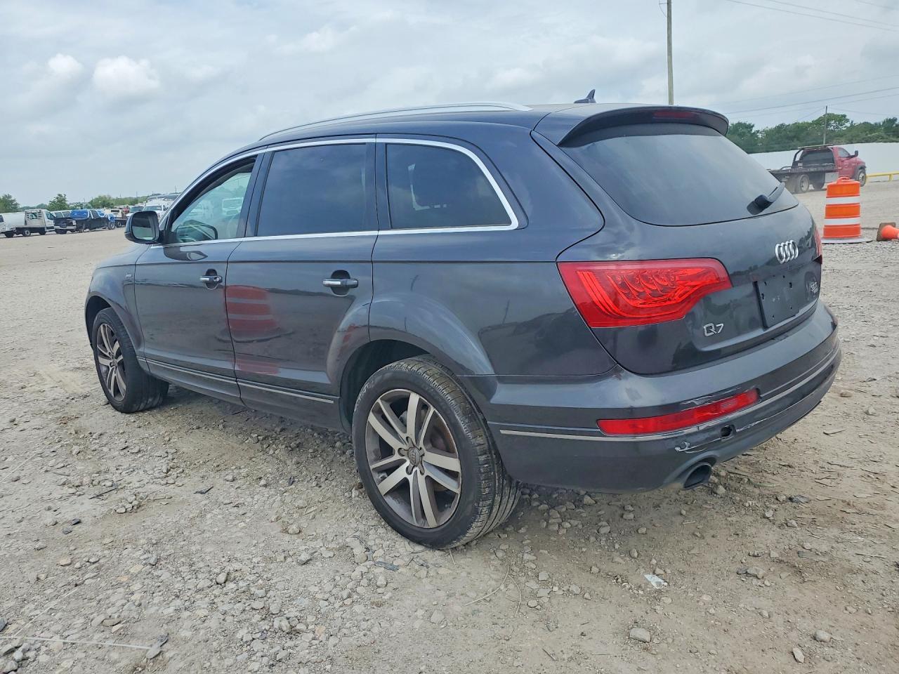 2015 AUDI Q7