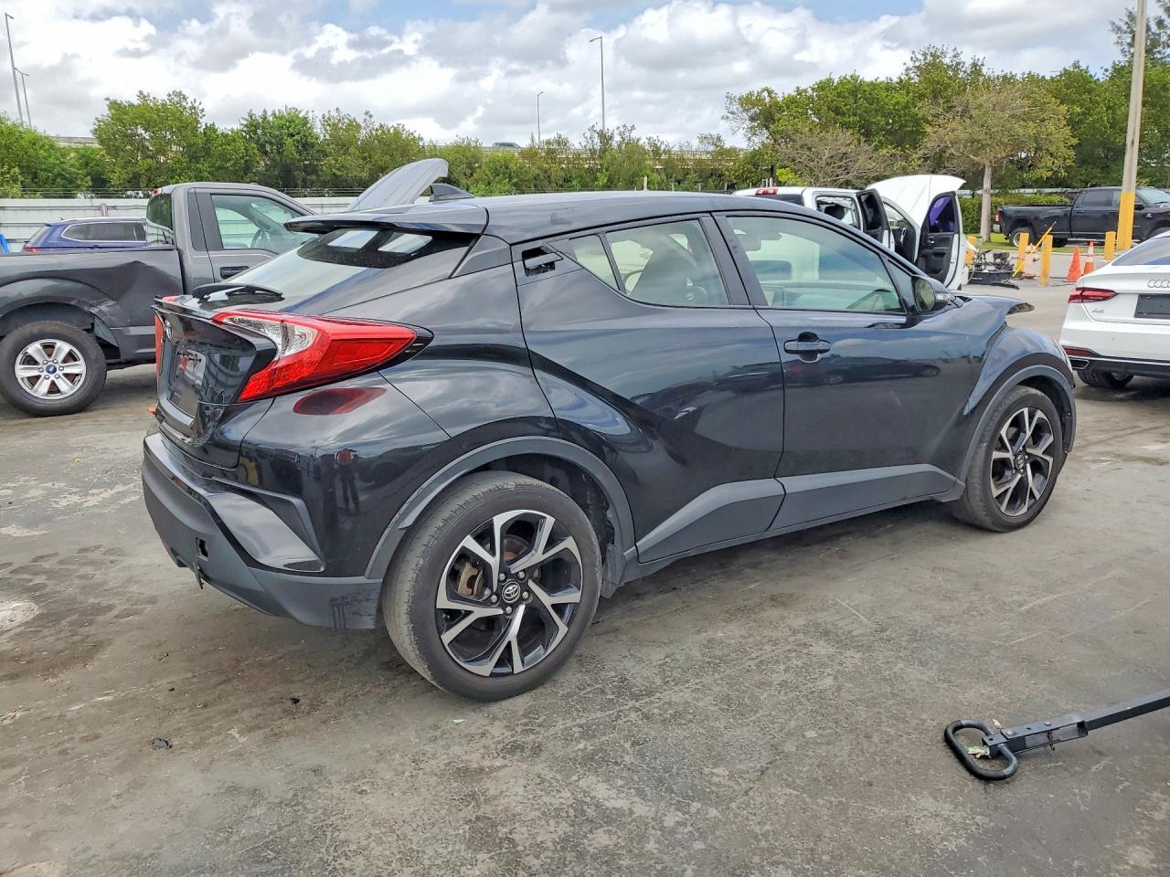 2018 TOYOTA C-HR