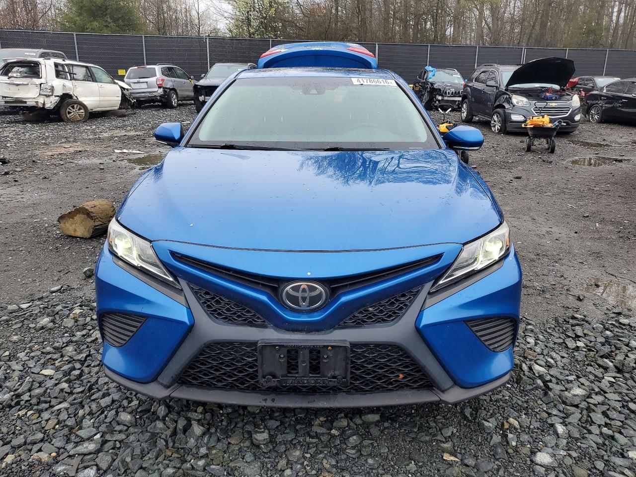 2018 TOYOTA CAMRY