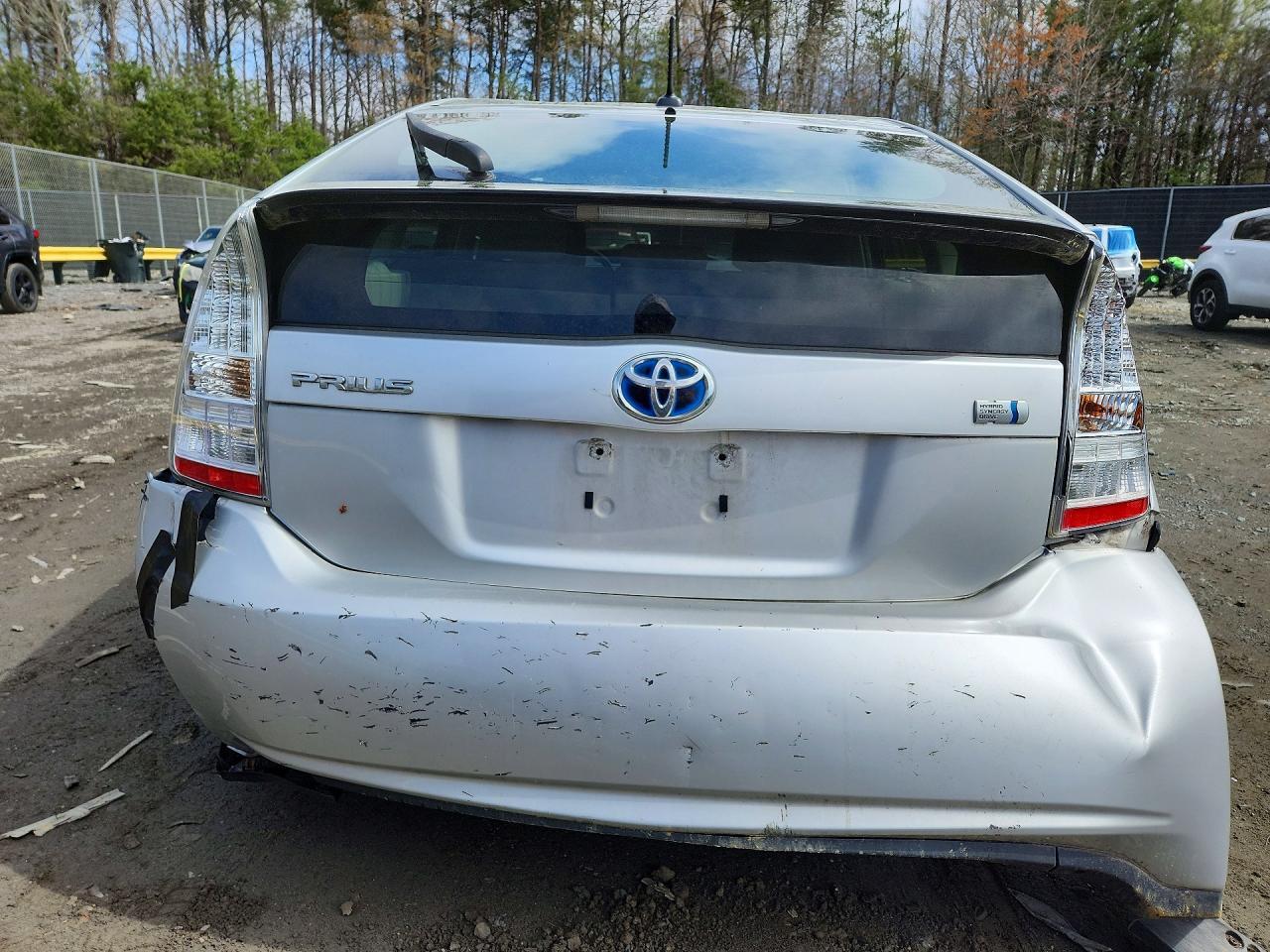 2011 TOYOTA PRIUS
