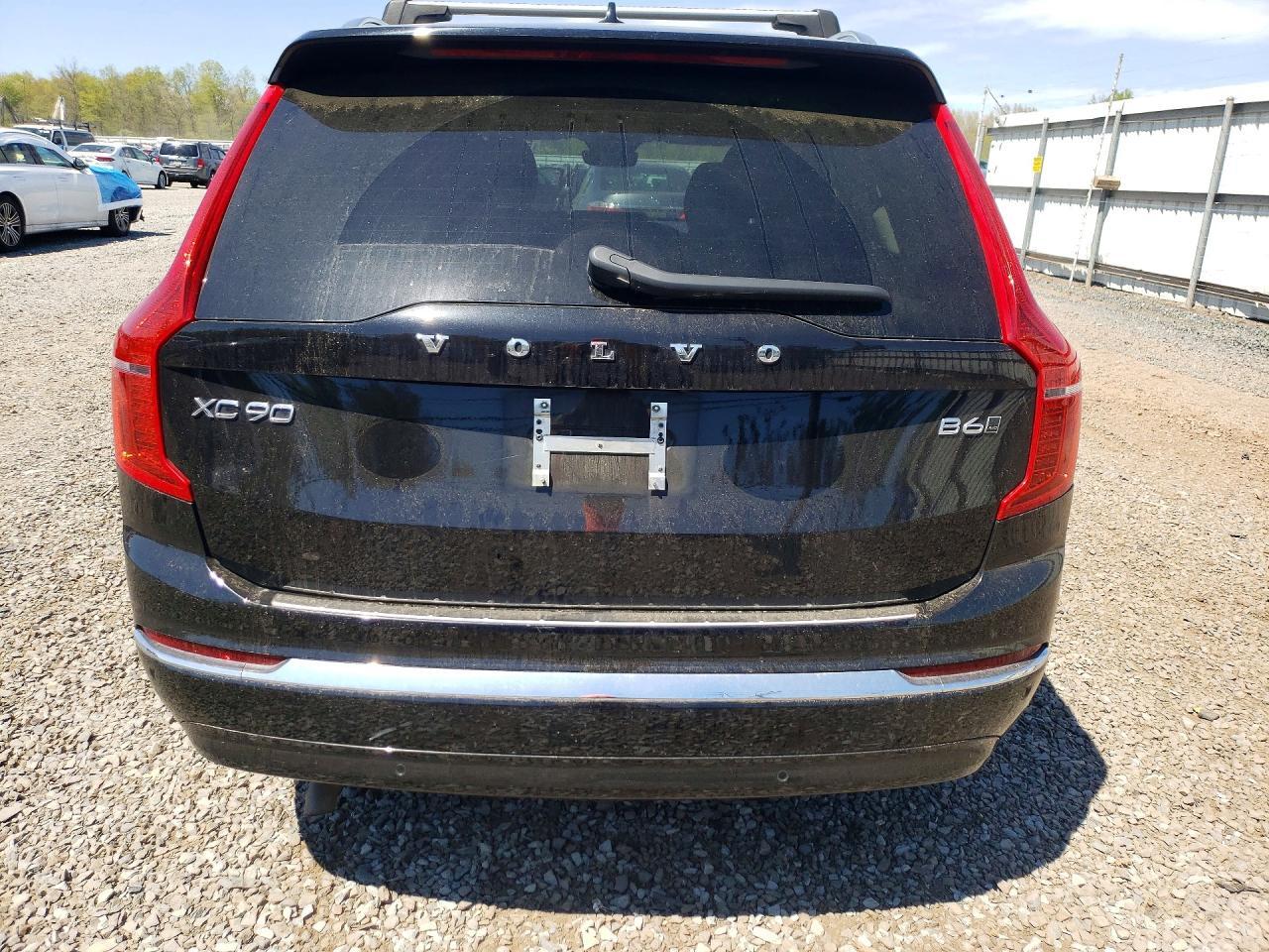 2024 VOLVO XC90
