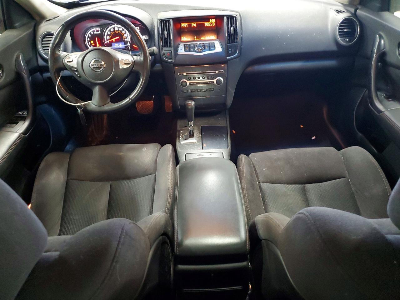 2012 NISSAN Maxima