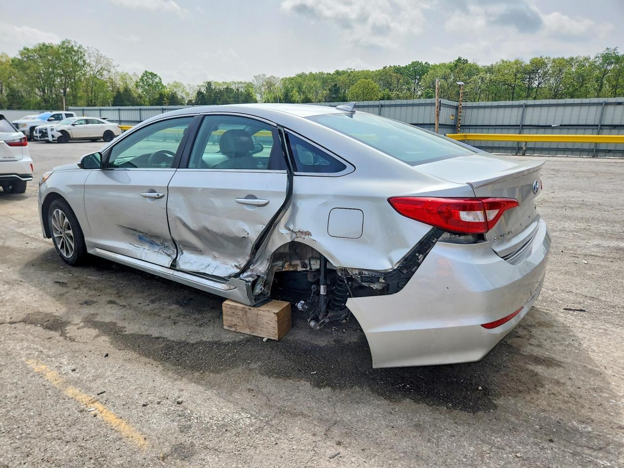 2015 HYUNDAI SONATA
