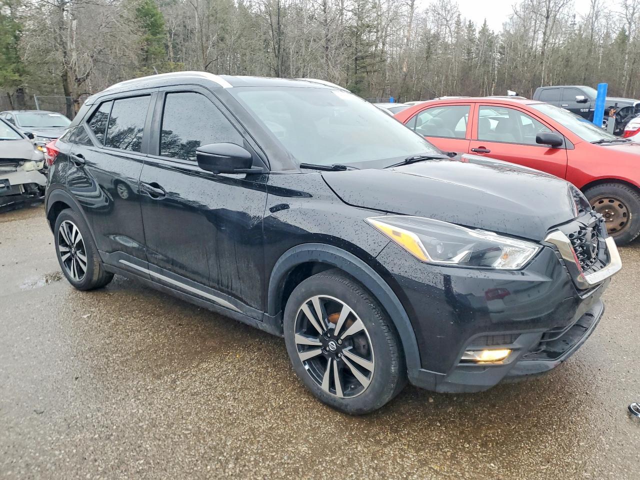 2019 NISSAN KICKS